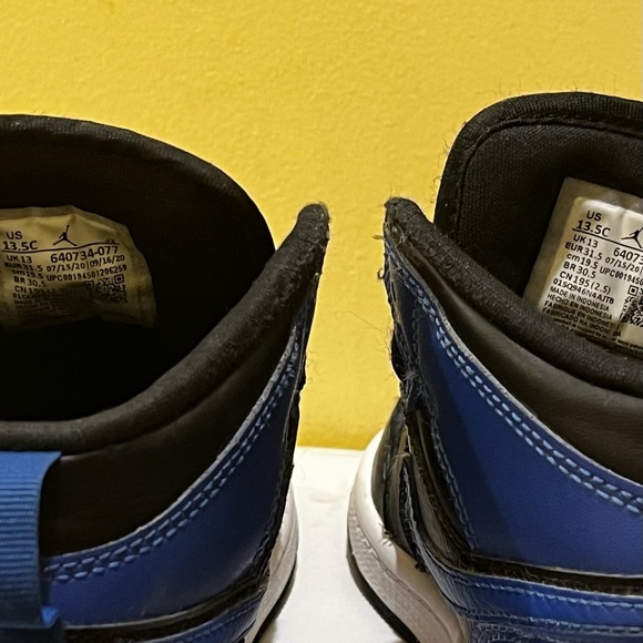 Blk/Blue Retro Jordan 1 Brand New! Only worn a handful of times, out grew them!! - Picture 4 of 8